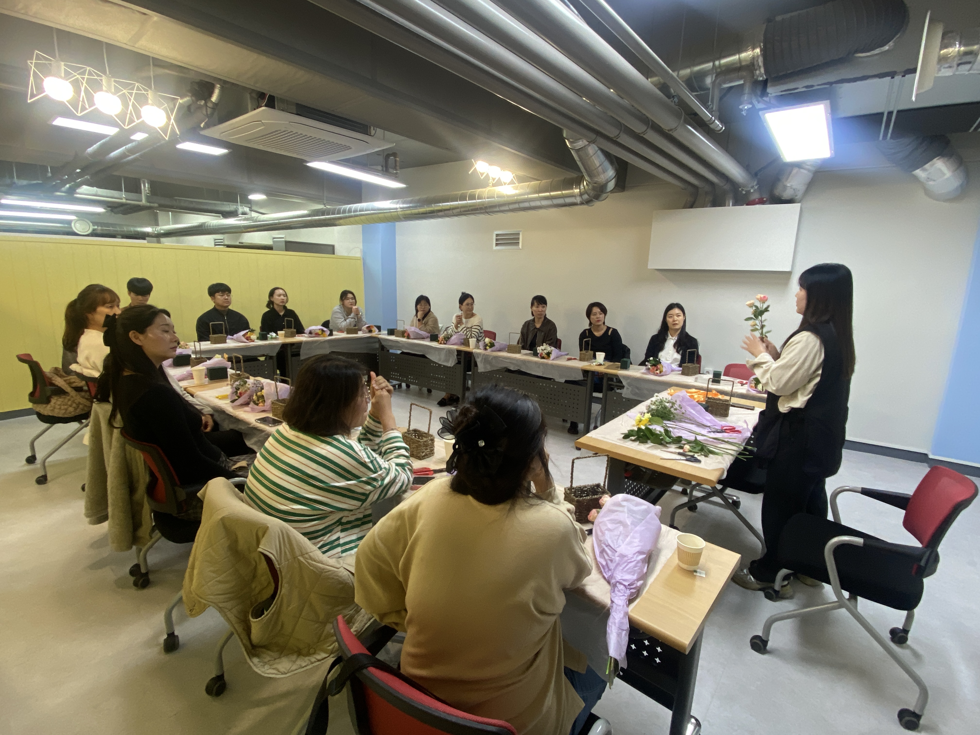 갤러리 이미지 예시